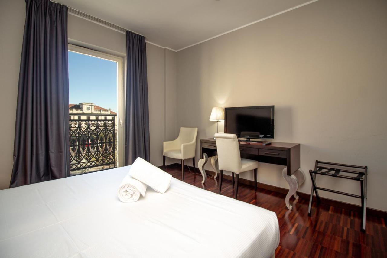 Hotel Cavour By Lvg Hotel Collection Novara Exteriör bild